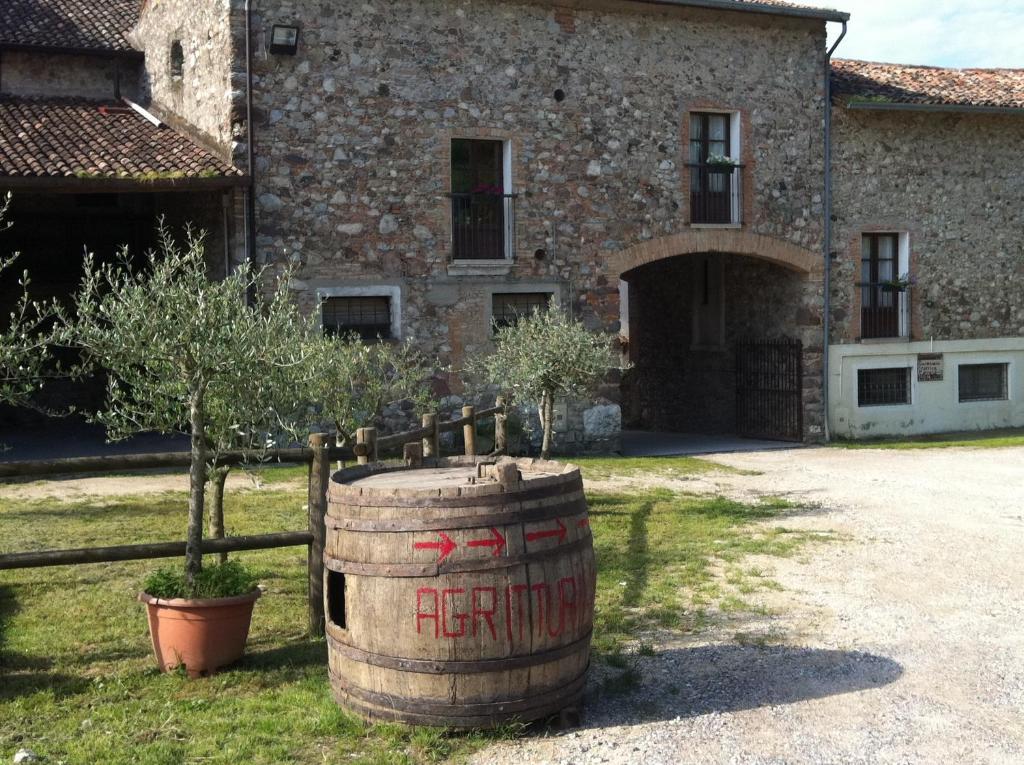 Villa Agriturismo Licensi Del Bresa Monzambano Zimmer foto