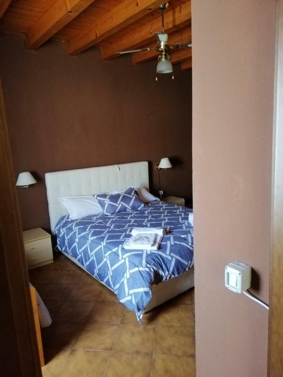 Villa Agriturismo Licensi Del Bresa Monzambano Exterior foto